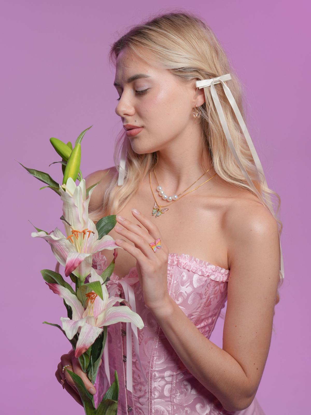 Elina Glitter Mermaid 5 Pearl Necklace, Stainless Steel Necklace