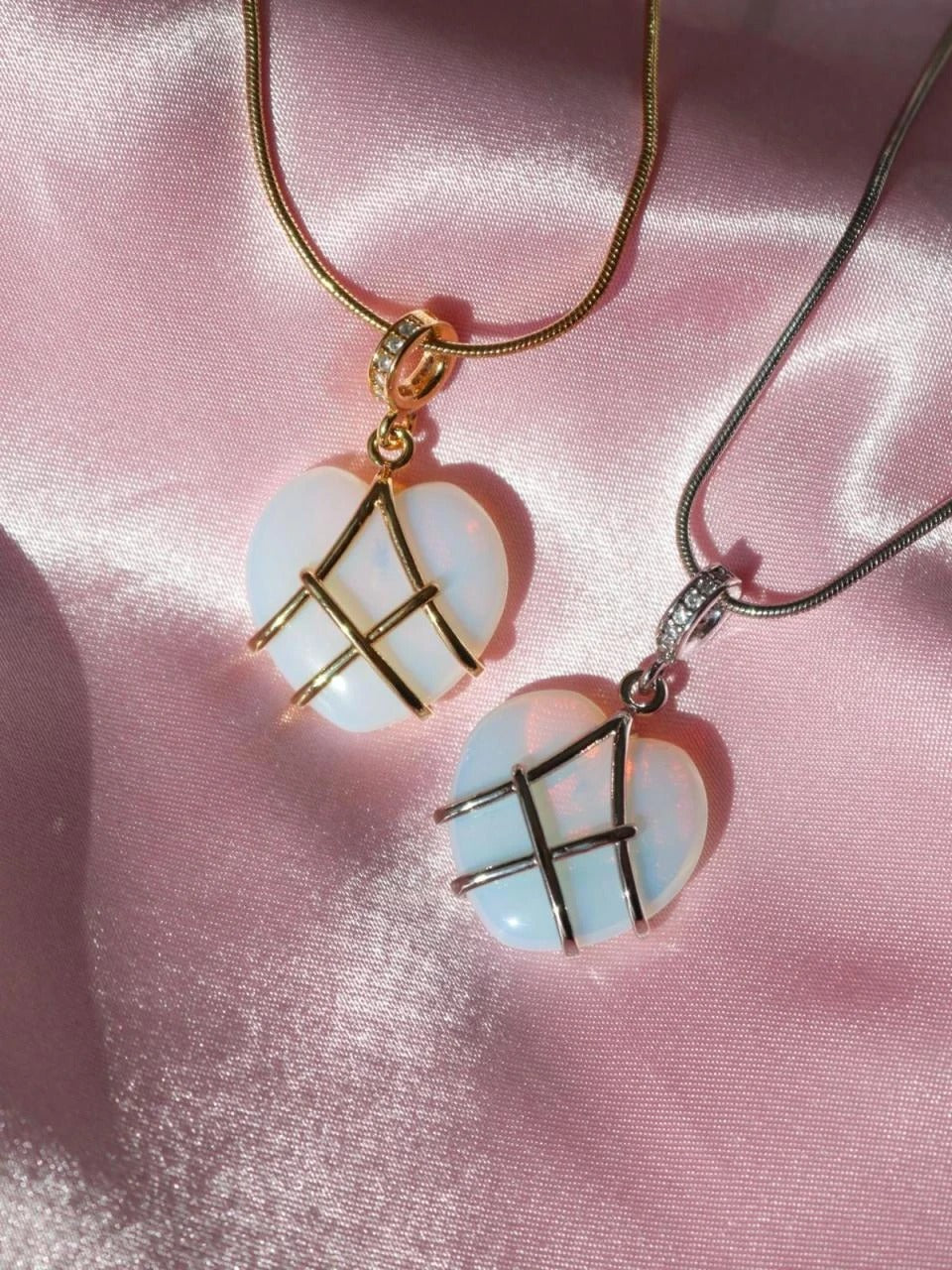 Pırlanta Kale Gül Kuvars Kalp Kolye