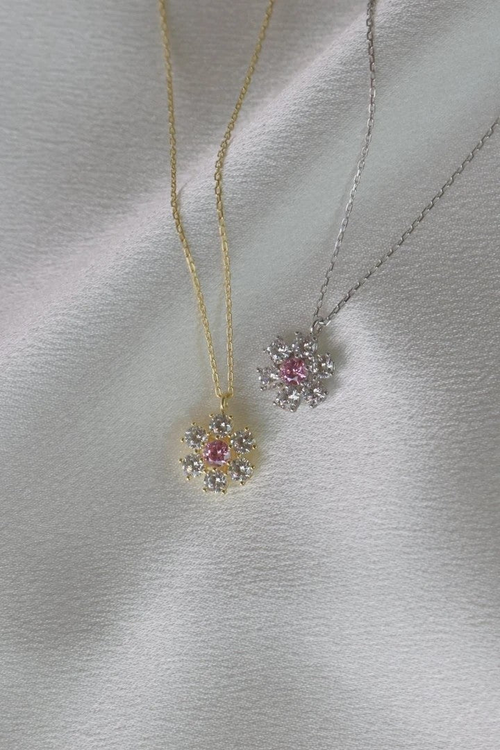 Soft Daisy 925 Silver Necklace