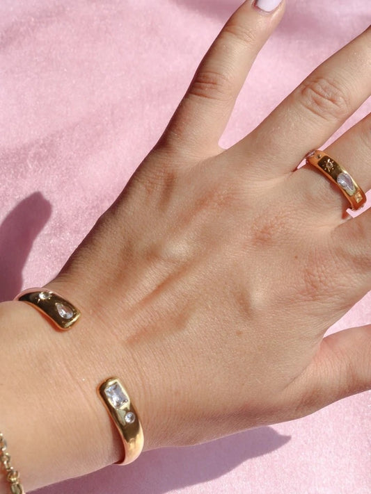 Golden Sparkle Bracelet And Ring Set