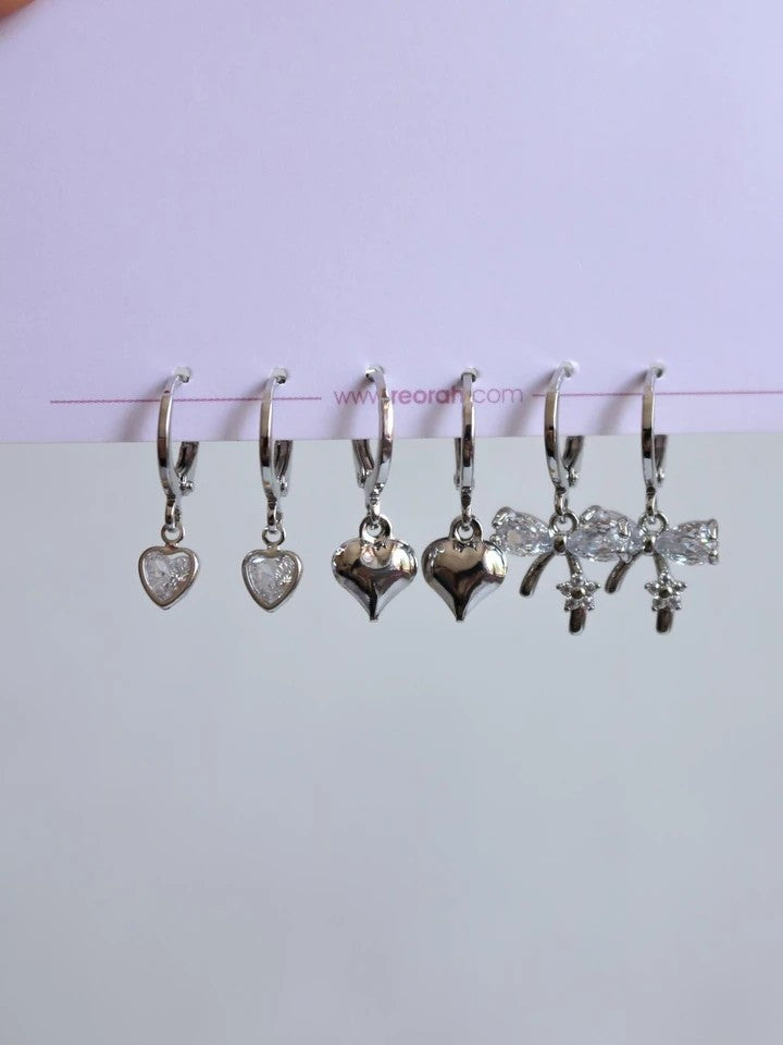 White Bow Shine Earring Set