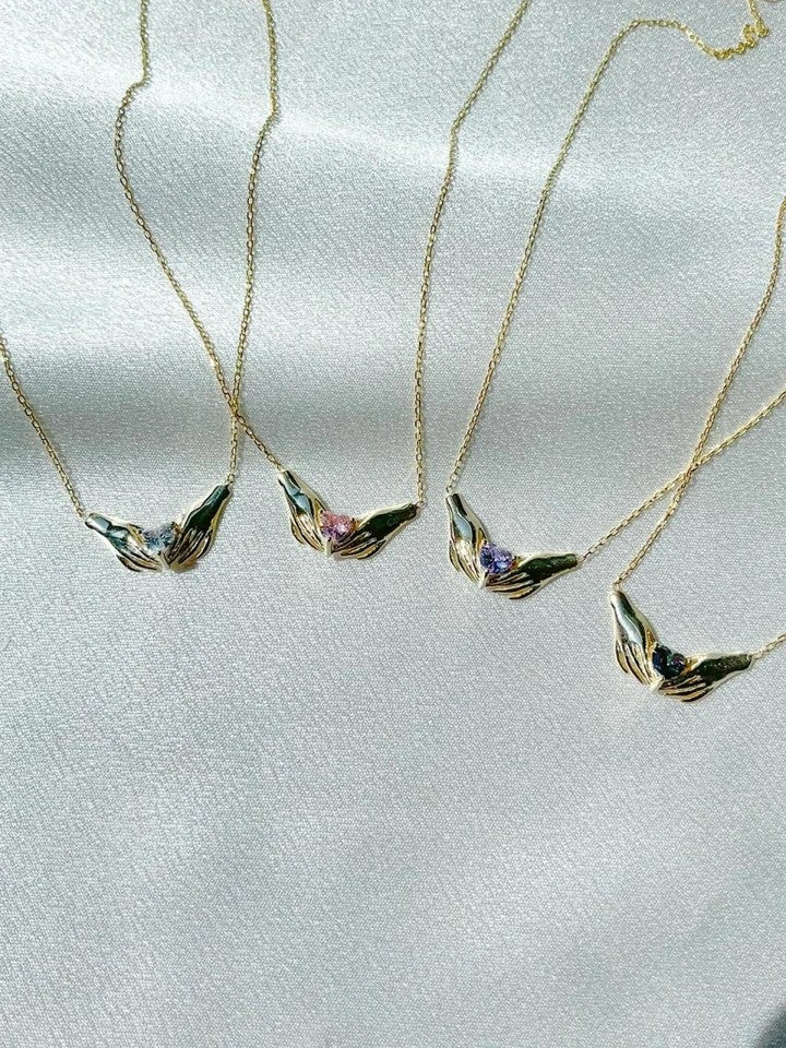 Holding Love 925 Silver Necklace