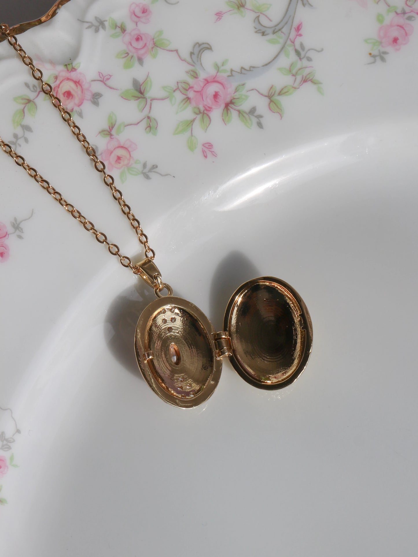 White Serenity Gem Personalized Photo Locket Necklace