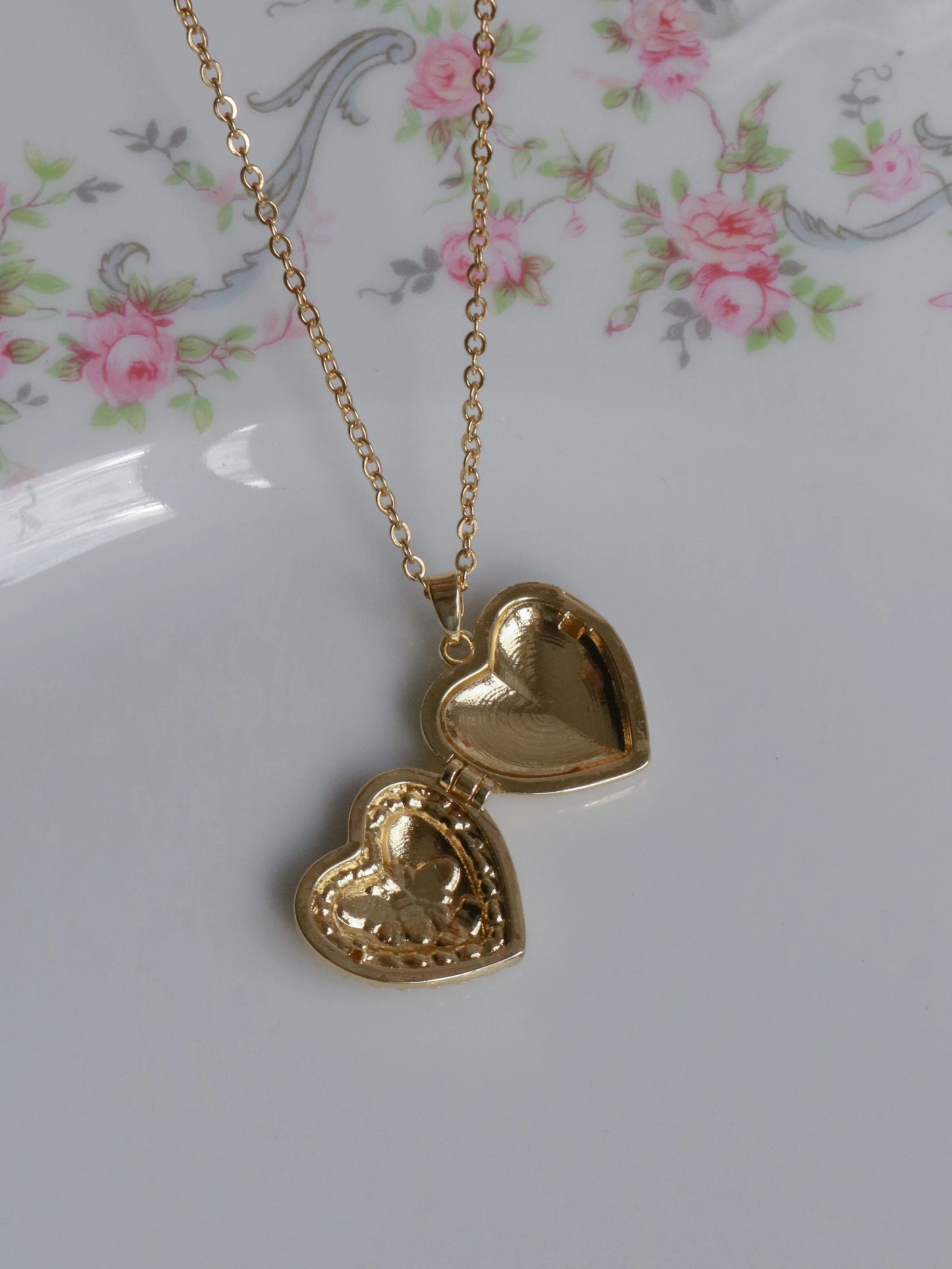 White Bee Heart Personalized Photo Locket Necklace