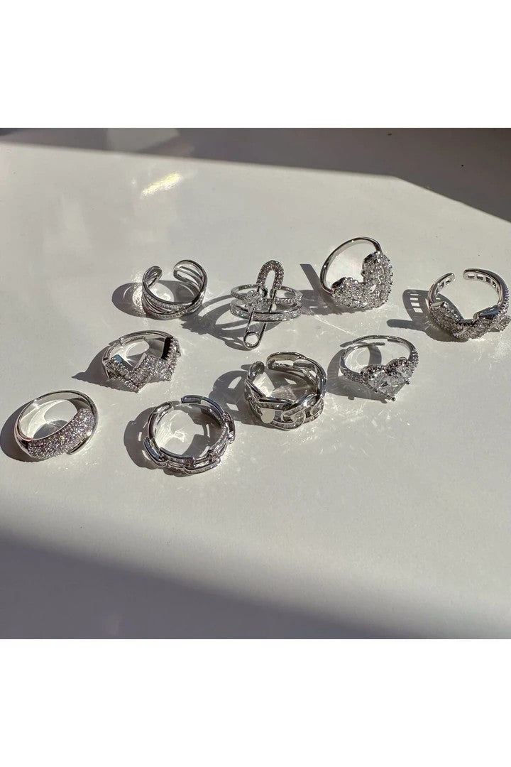 Zircon Stone Thin Chain Ring