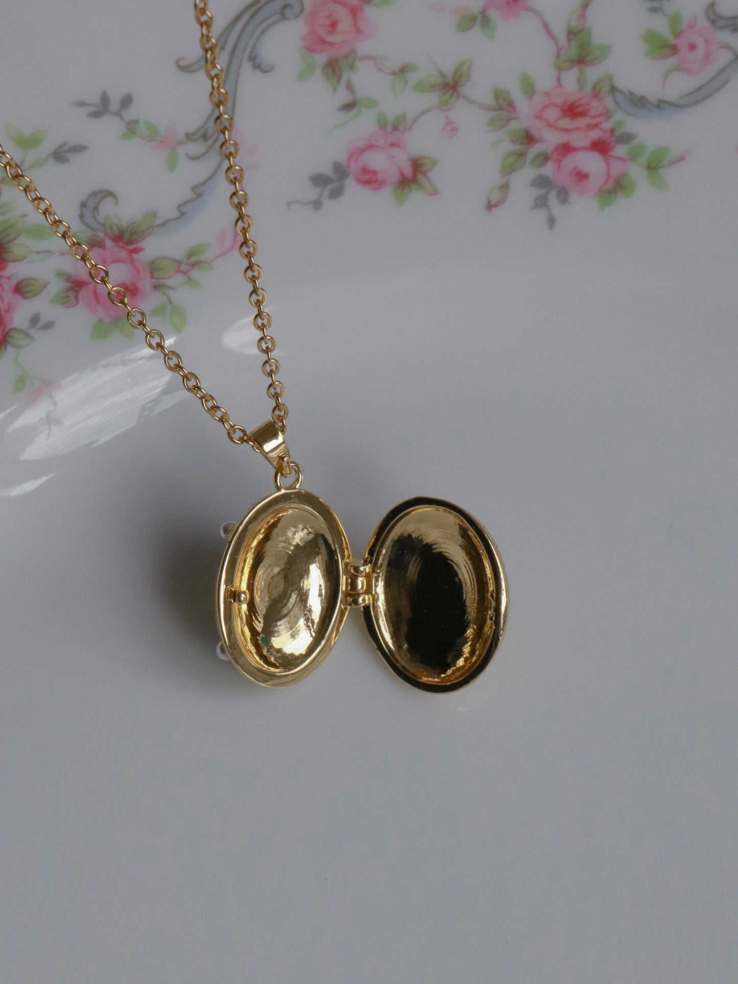 Yellow Pearl Mirage Personalized Photo Locket Necklace