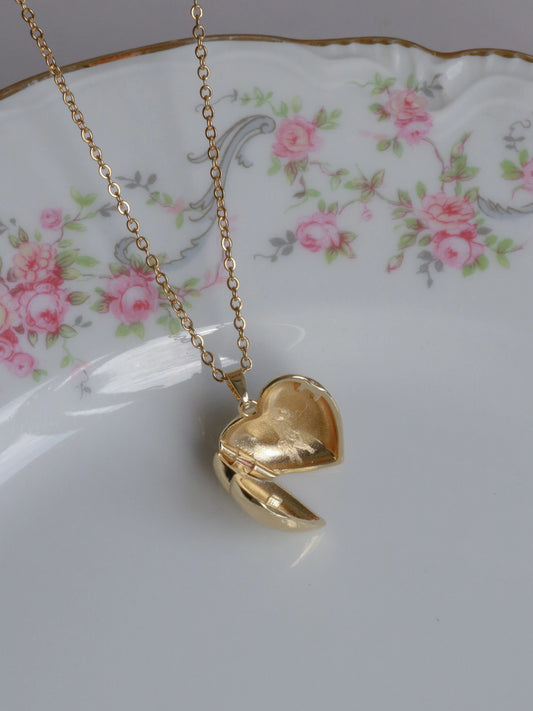 Eye Of Love Personalized Photo Locket Necklace