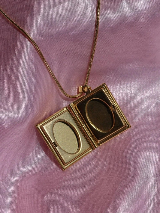 Dear Book Necklace Steel