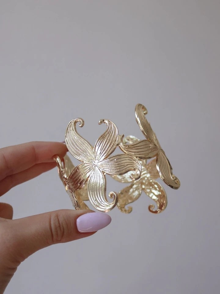 Golden Bloom Bracelet
