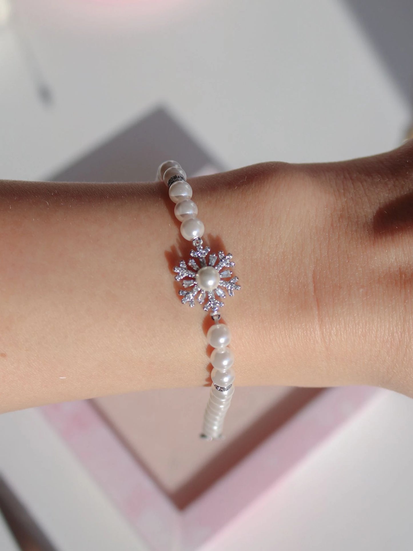 Pearl Snowflake Elevator Bracelet