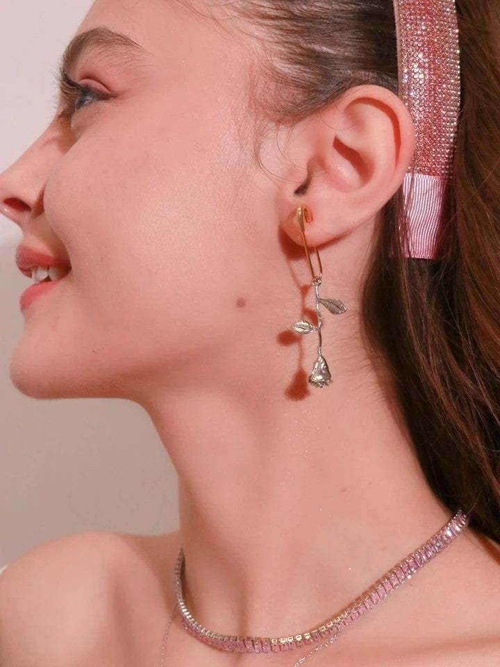 Şahsu Earrings (piece)