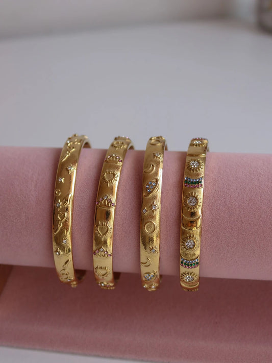 Hold My Heart Bracelet