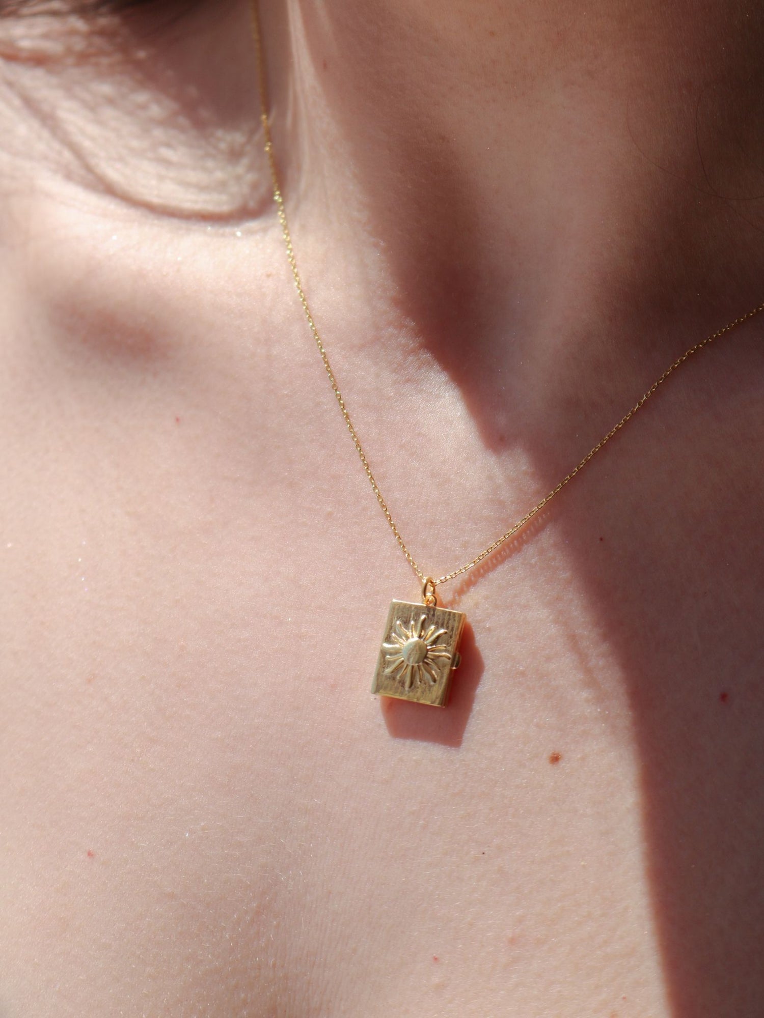 Golden Sun Personalized Photo Locket 925 Sterling Silver Necklace