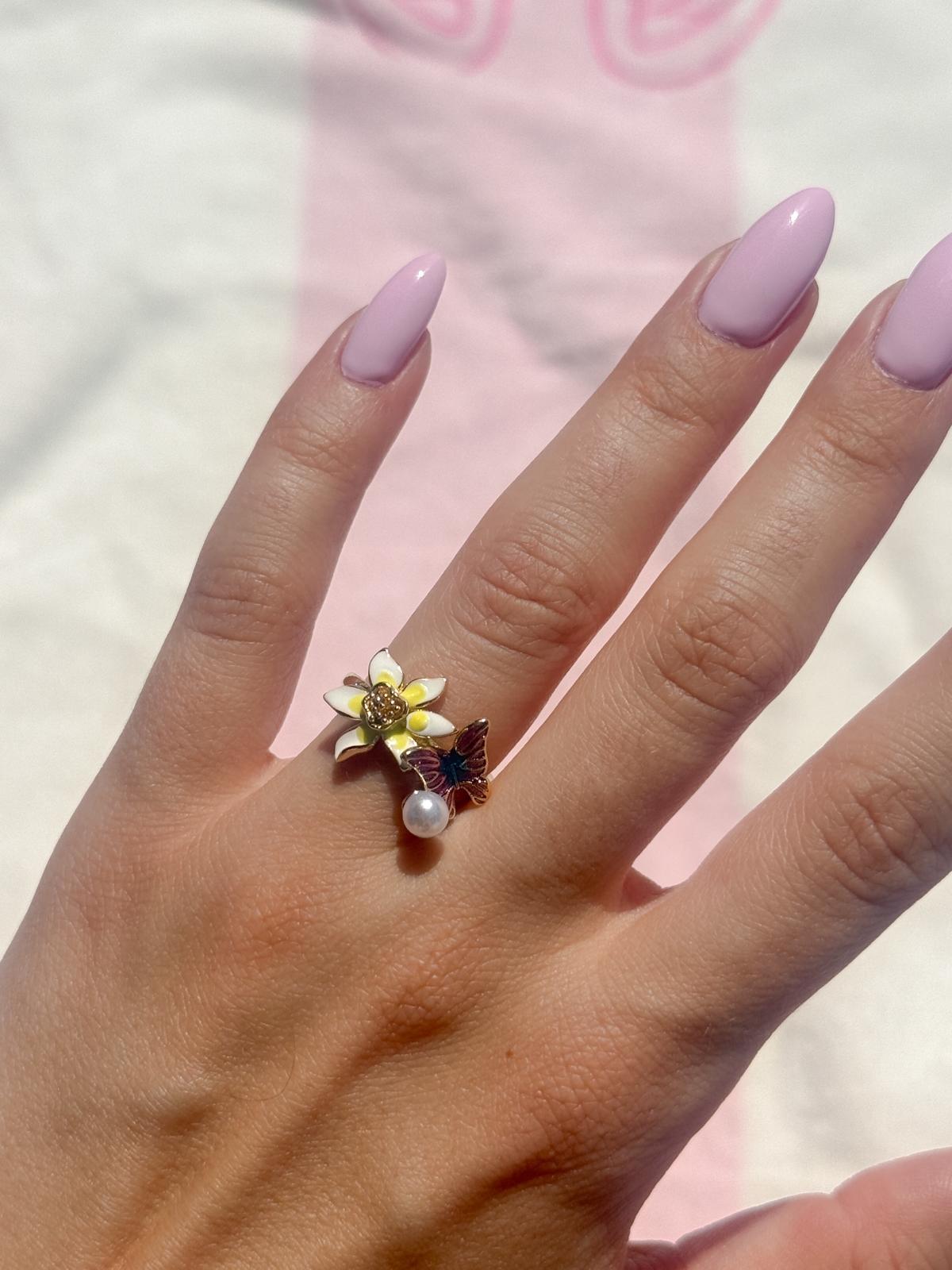 Lily & Butterfly Ring