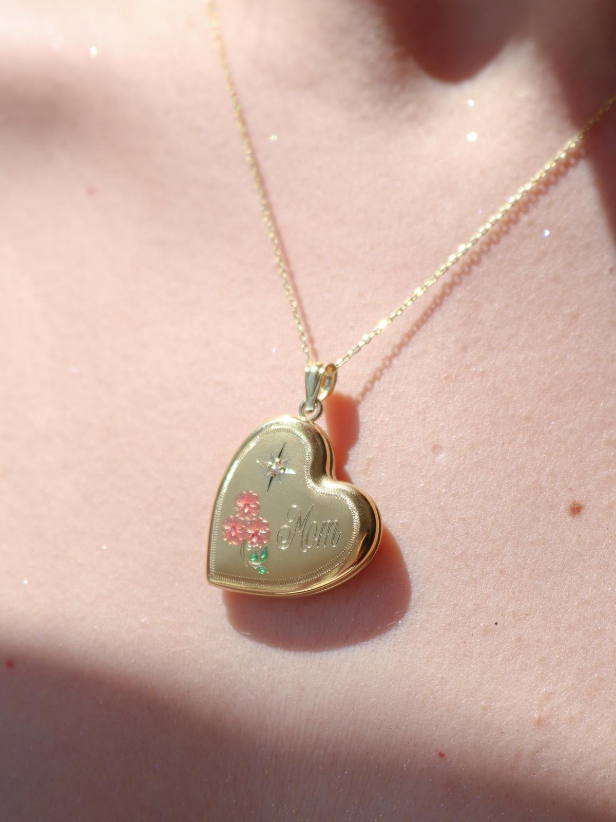 Mother’s Grace Heart 925 Personalized Photo Locket 925 Sterling Silver Necklace