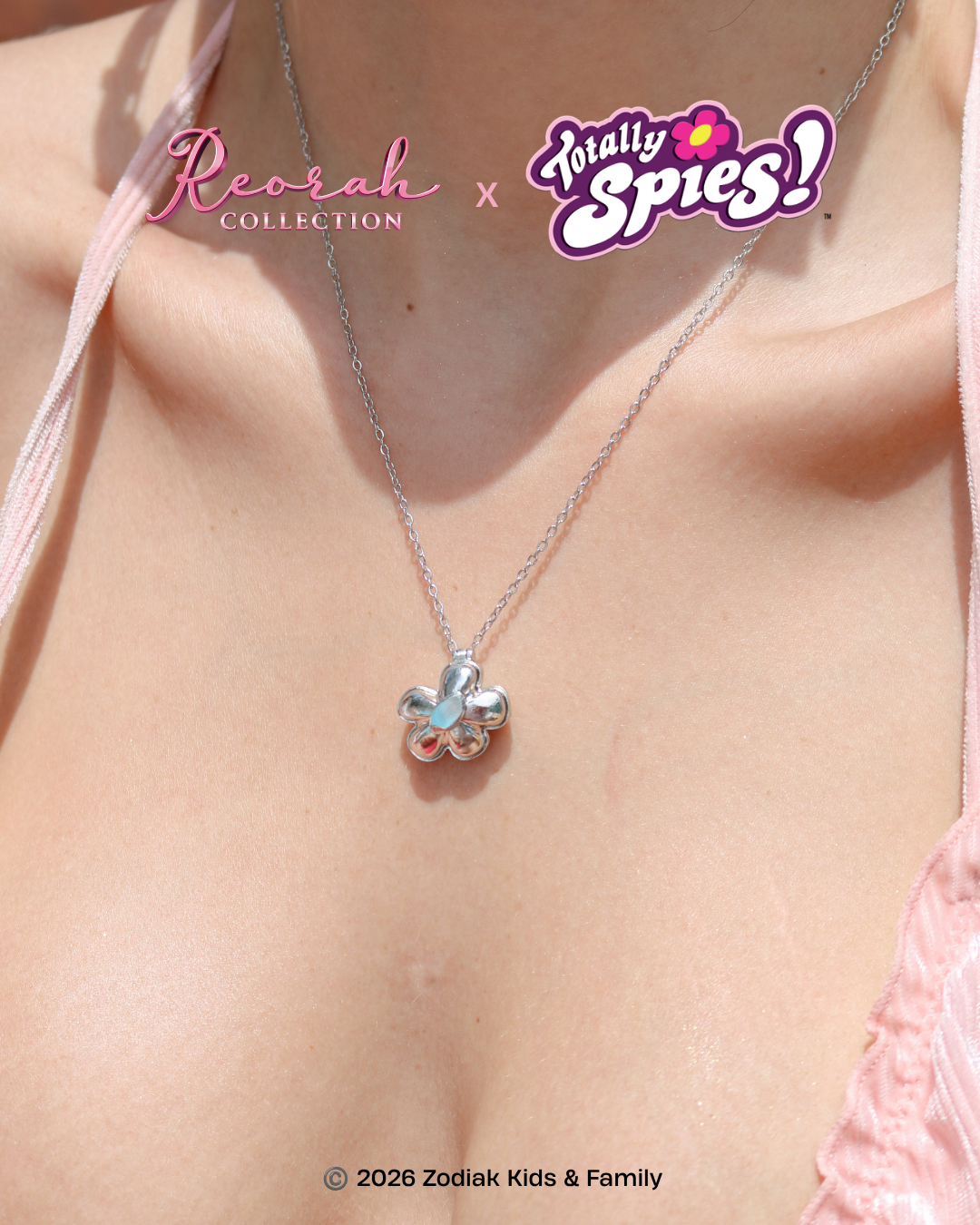 Totally Spies! Secret Flower Opening Locket Necklace