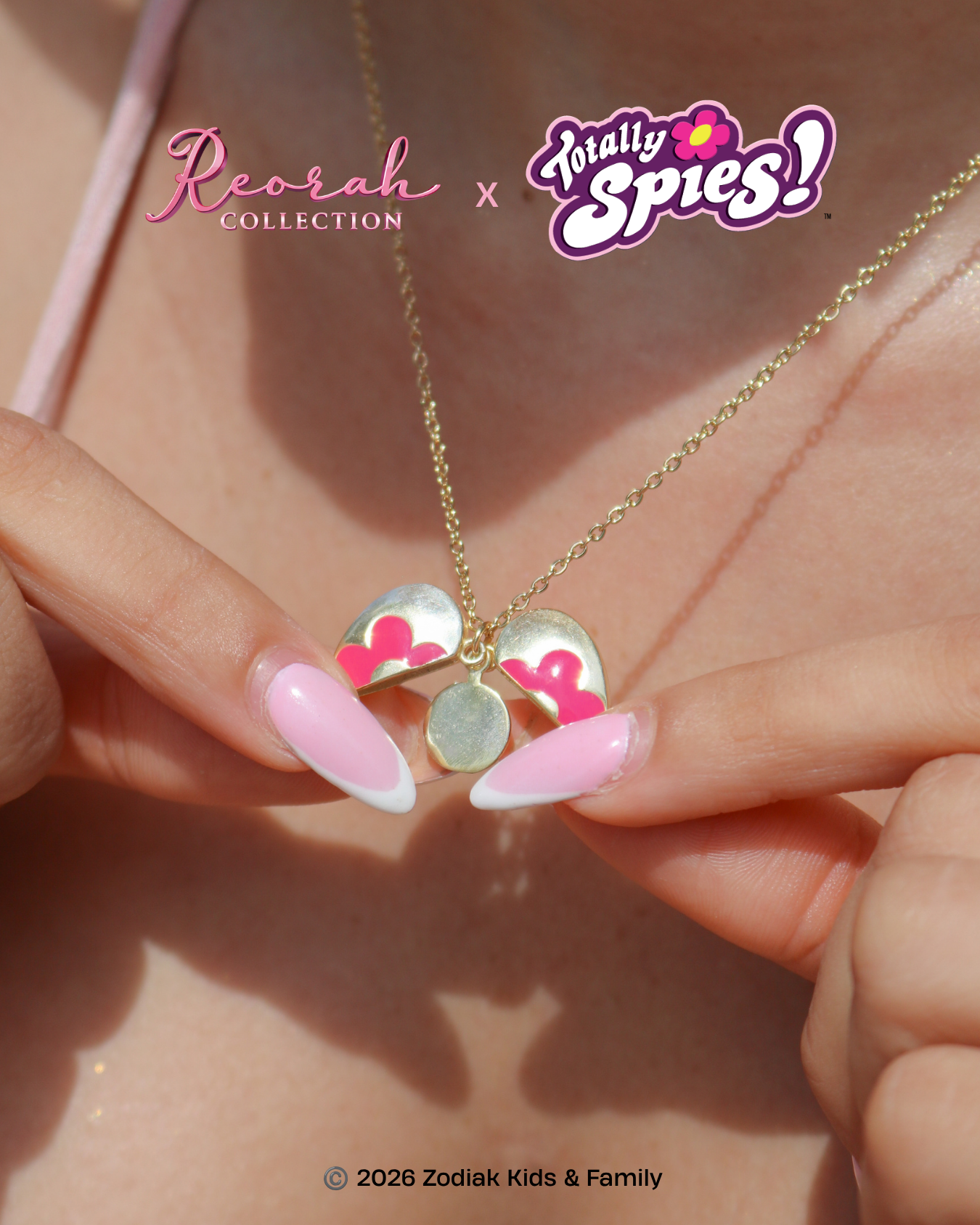 Totally Spies! Secret Message Opening Locket Necklace