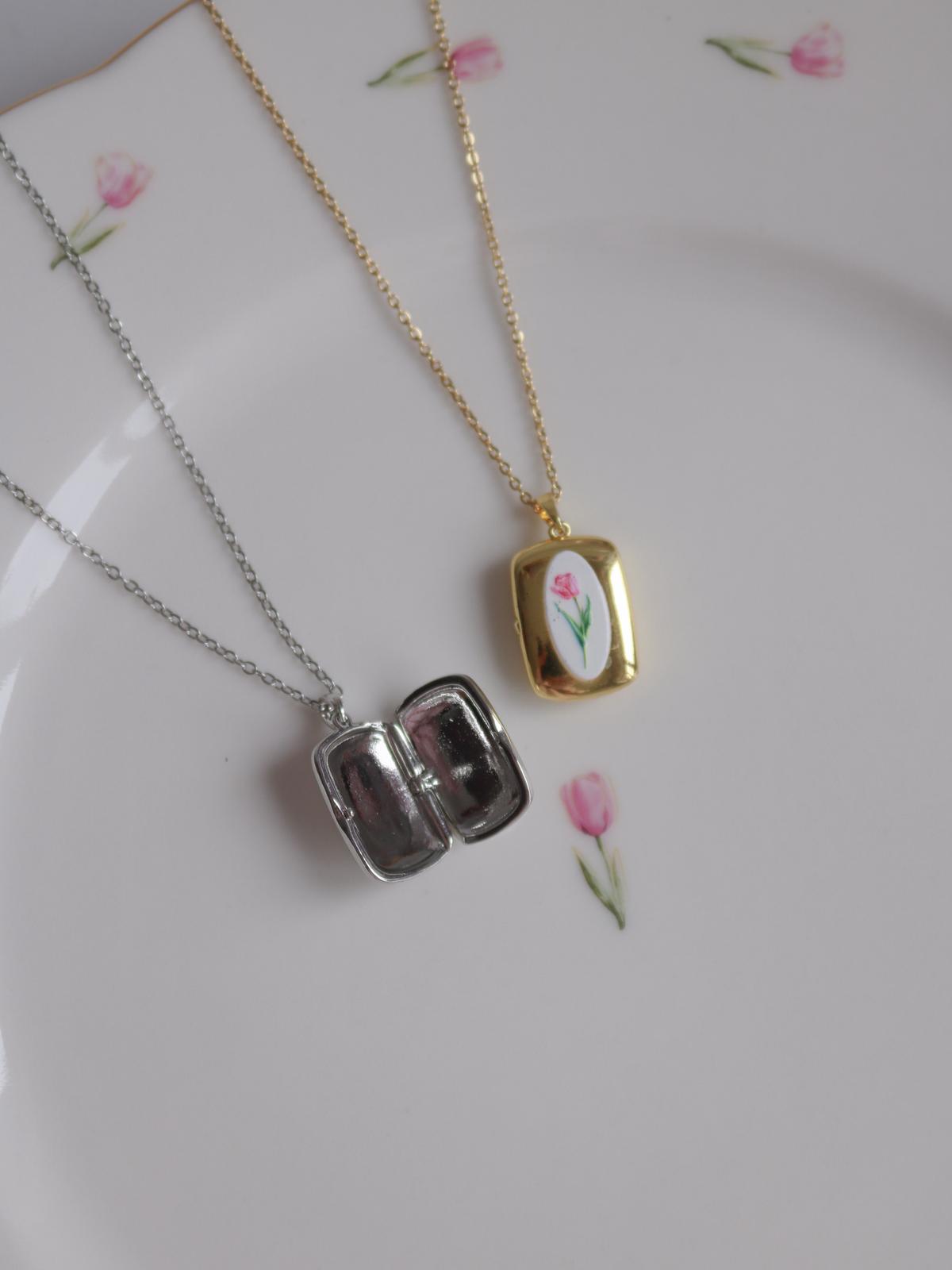 Spring Tulip Personalized Photo Locket Necklace