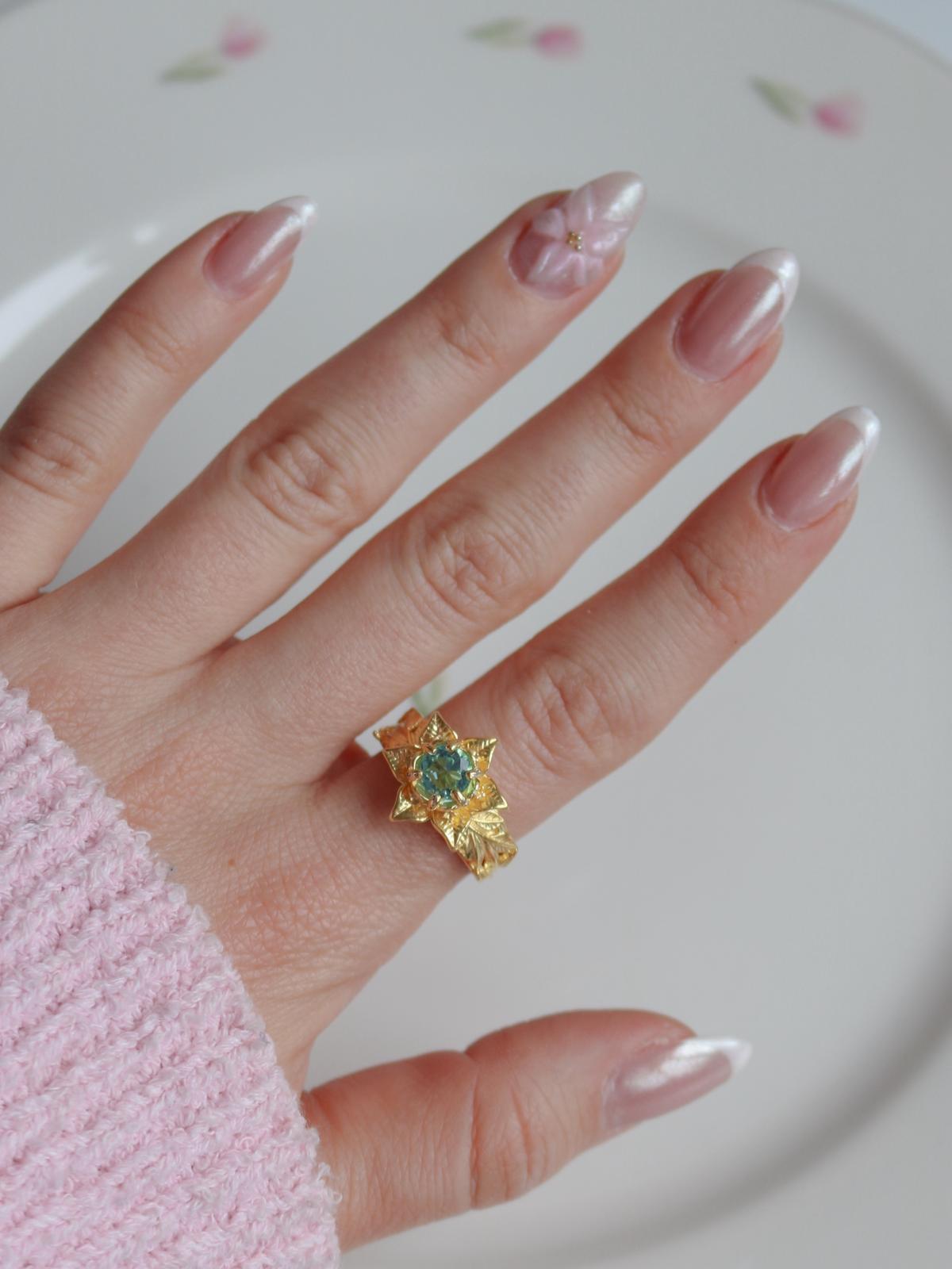 The Aurelia Mint Ring