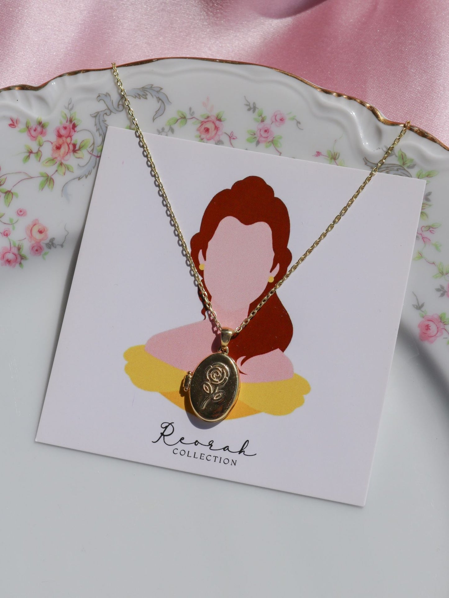 Belle Rose Locket with Photo and Writing Necklace