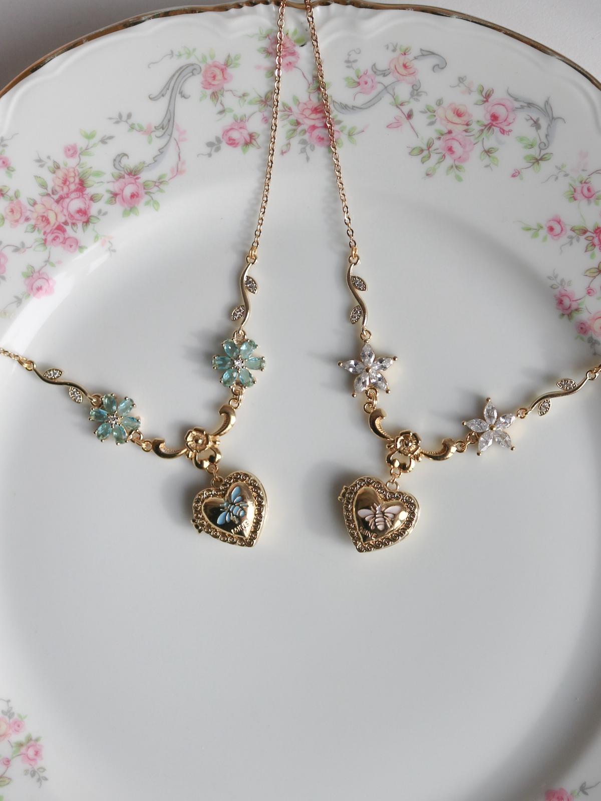 Bridgertone Garden Necklace