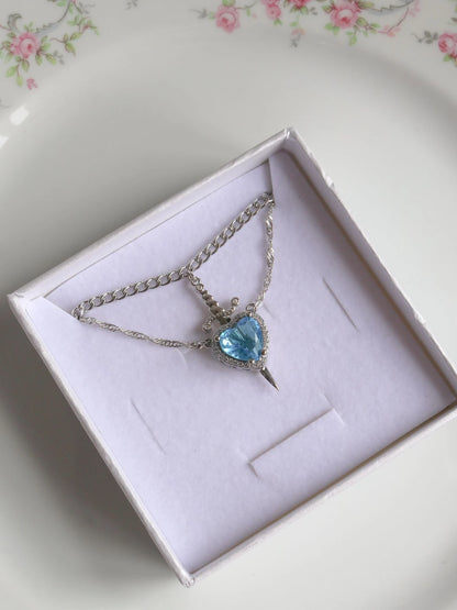 Snow White and the Huntsman Coloured Couple Necklace