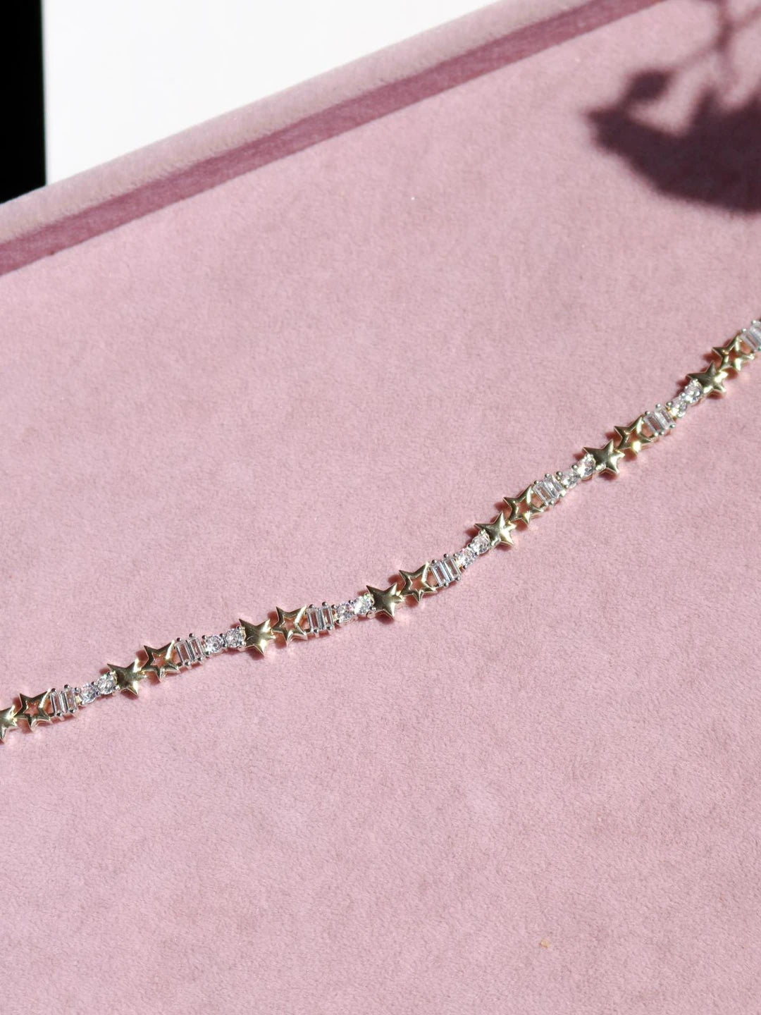 White Shiny Star Bracelet