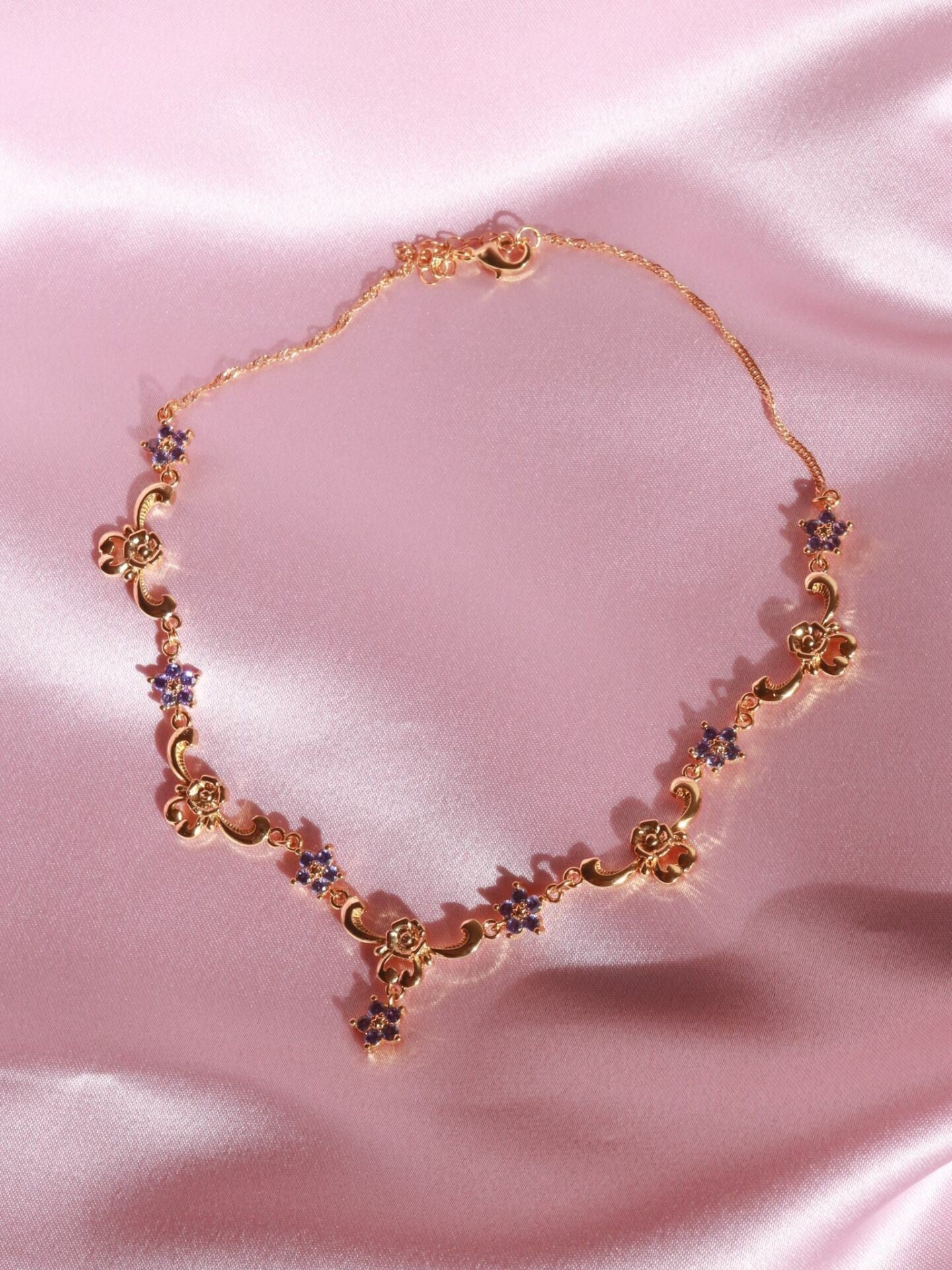 Floral Nostalgia Necklace