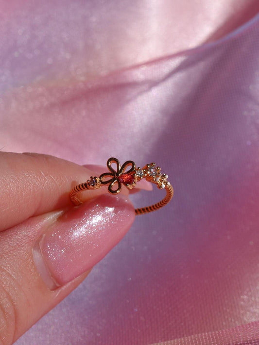 Minimal Daisy Pink Ring