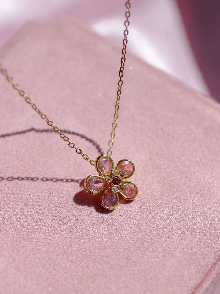 Bloomea Flower Necklace