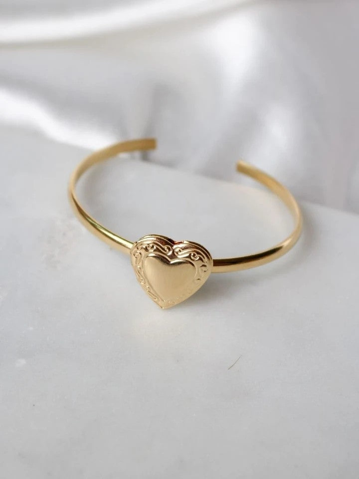 Memory Heart Locket Bracelet With Any Letters You Wish