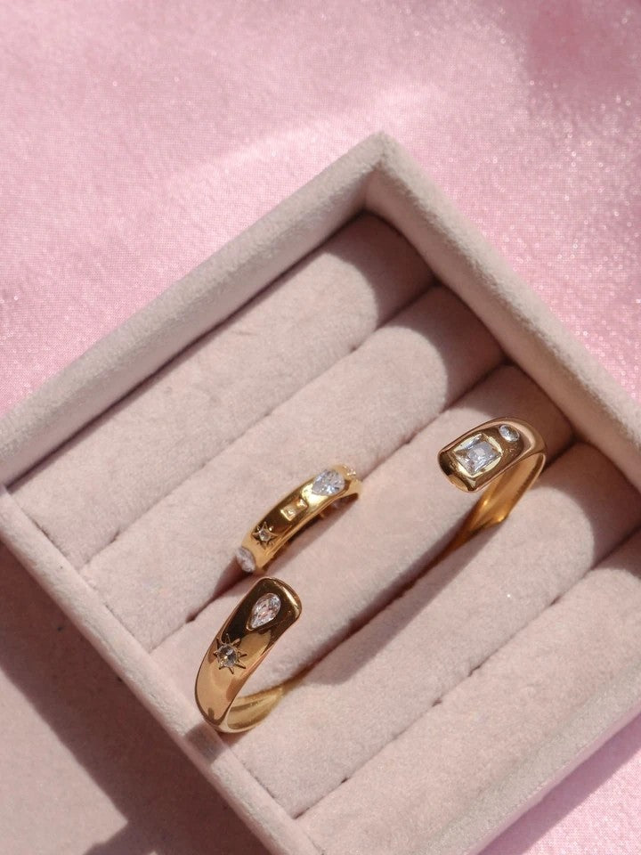 Golden Sparkle Bracelet And Ring Set