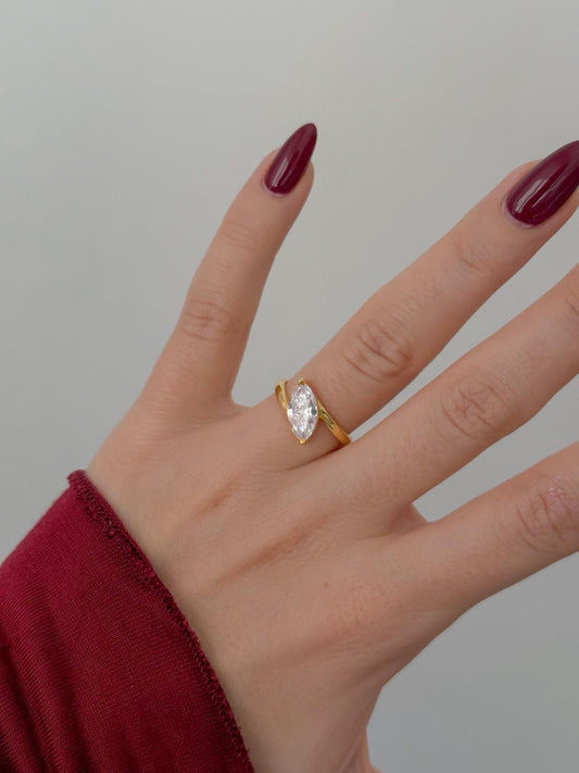 Gleaming Light 925 Silver Ring