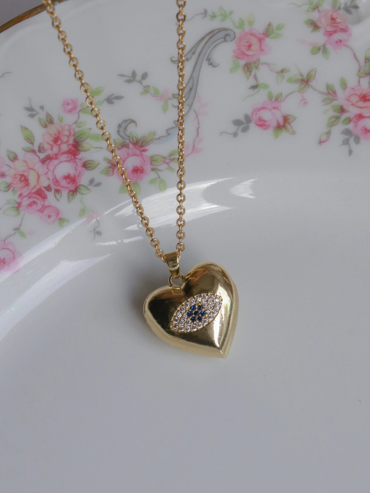 Eye Of Love Personalized Photo Locket Necklace