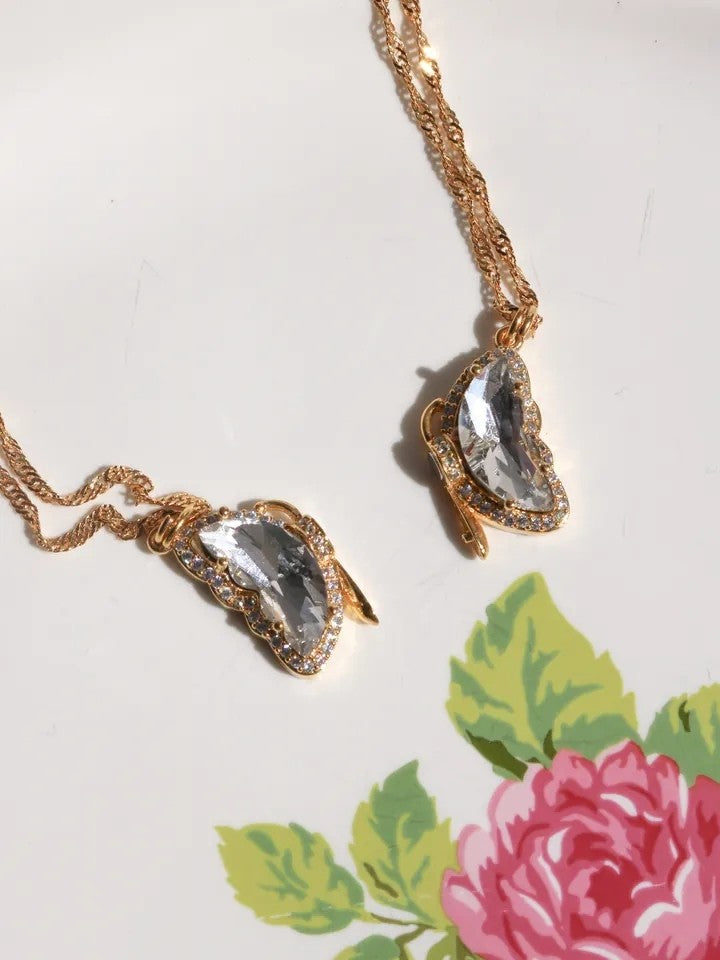 Dreamy Magnetic Butterfly Necklace