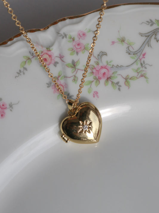 Sparkling Heart Personalized Photo Locket Necklace