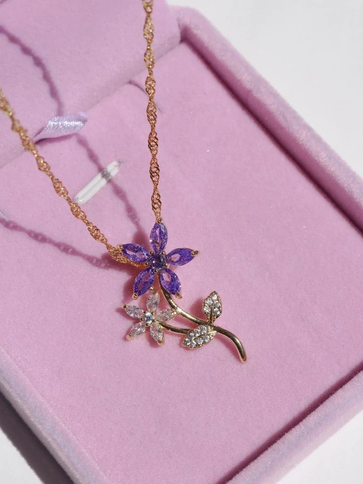 Lilith Flower Necklace