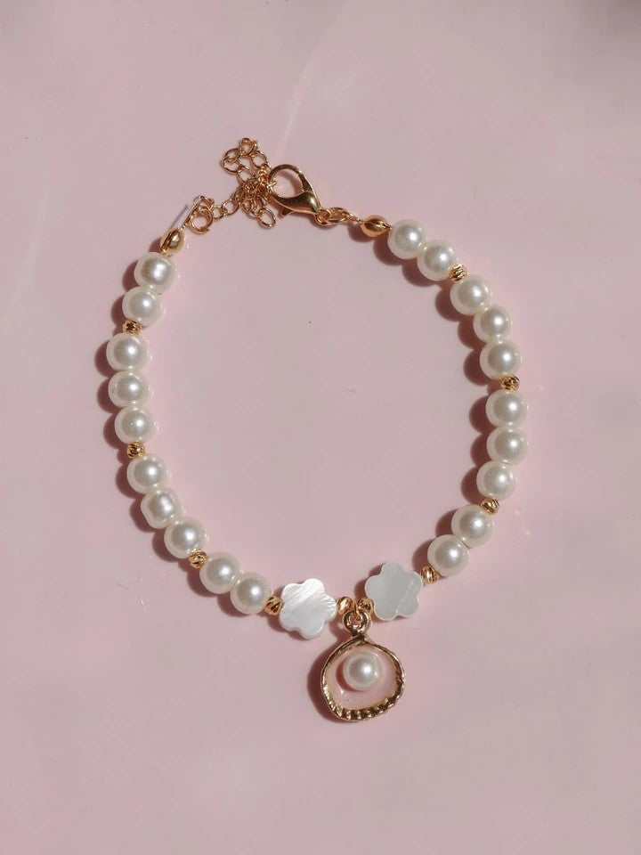 Pearl And Flower Mussel Bracelet