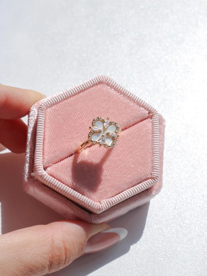 Lucky Glow Ring