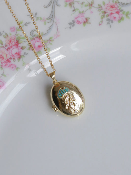Jellyfish Glow Personalized Photo Locket Necklace