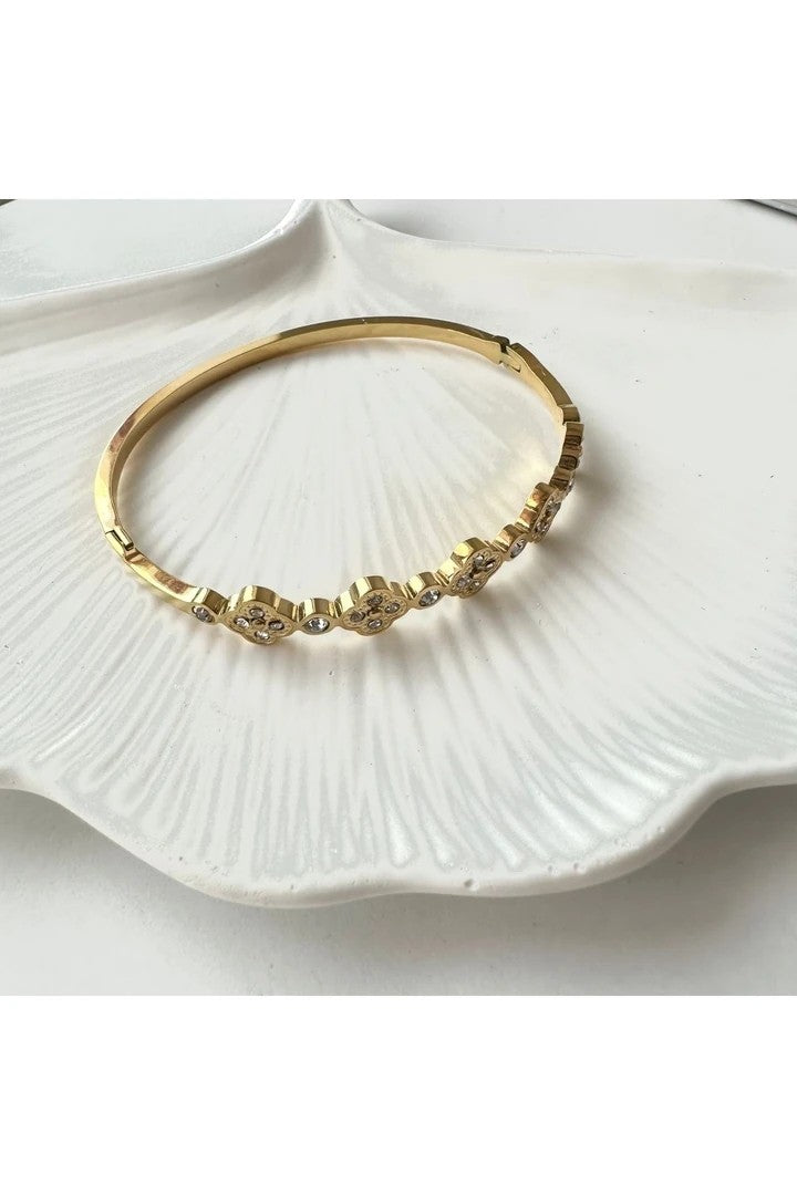 Flower Shaped V Steel Cuff Bracelet -Gold