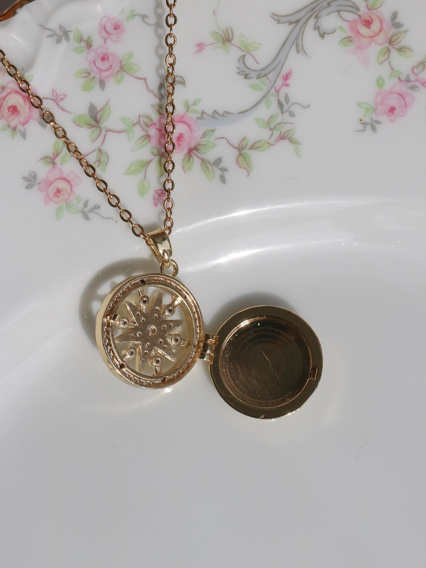 Starlight Personalized Photo Locket Necklace