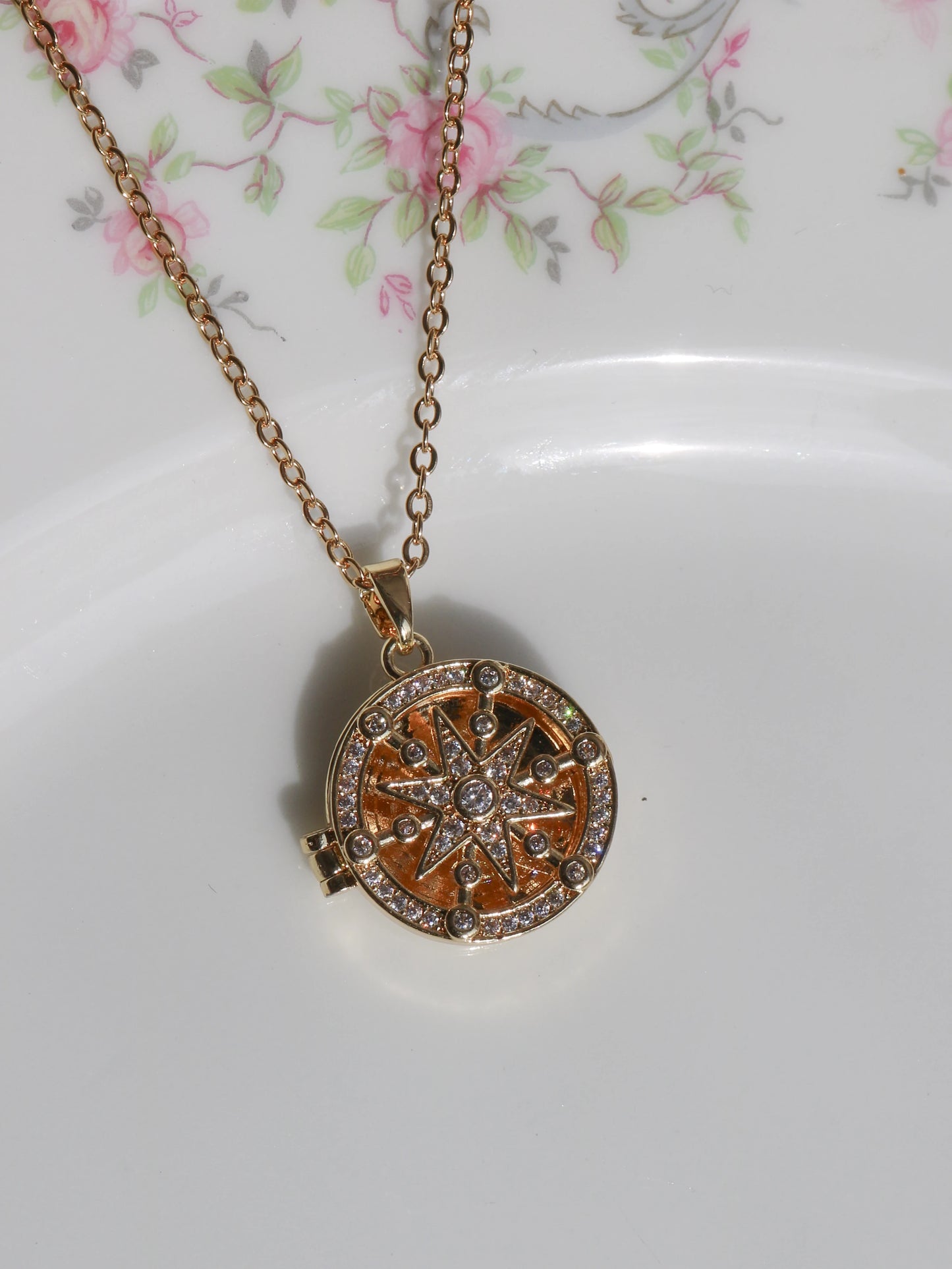 Starlight Personalized Photo Locket Necklace