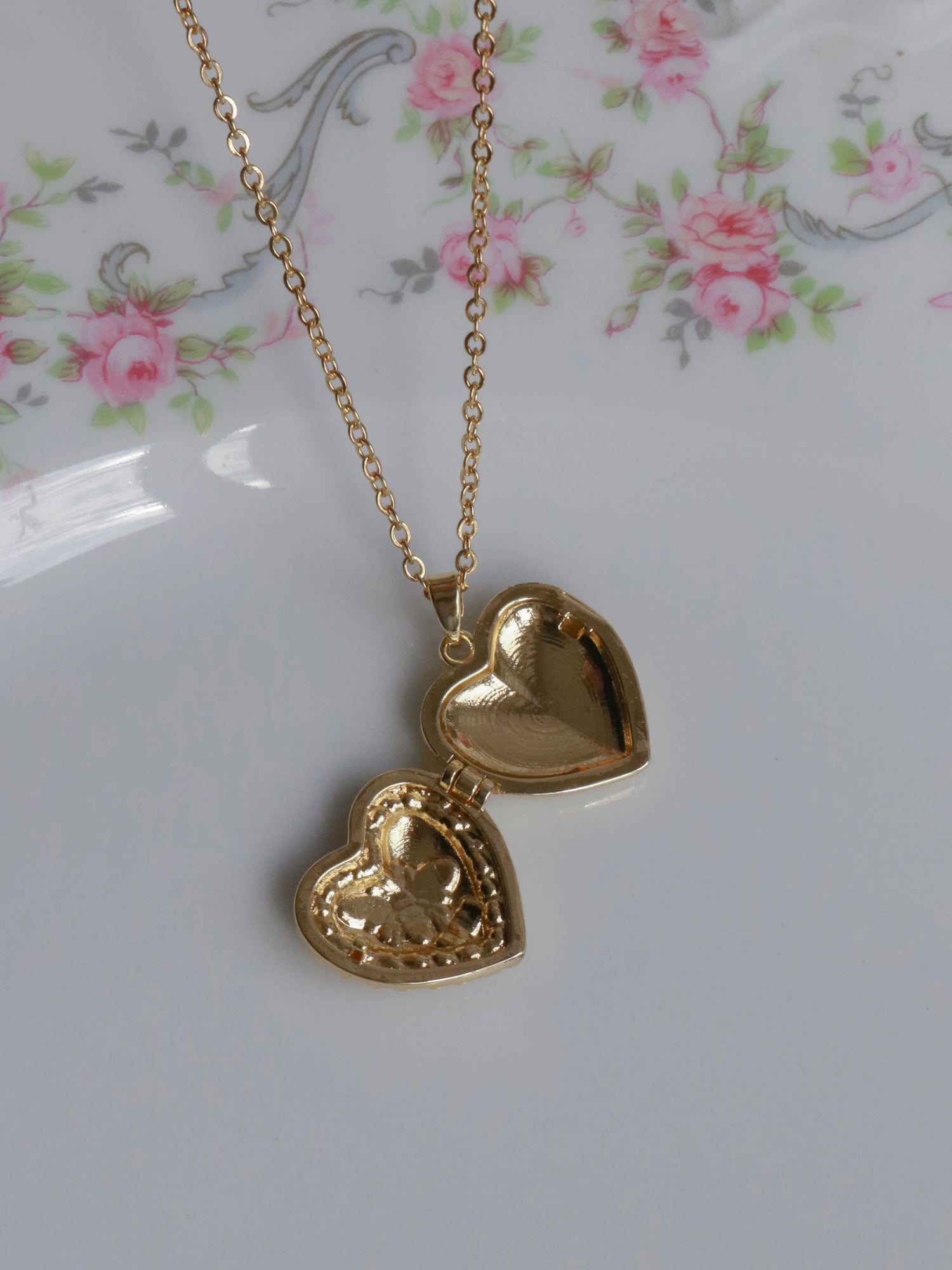 White Bee Heart Personalized Photo Locket Necklace