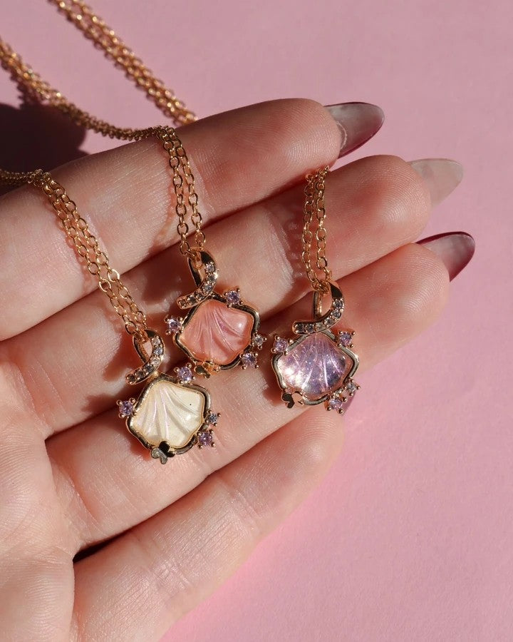 Ariel Mermaid Shine Necklace