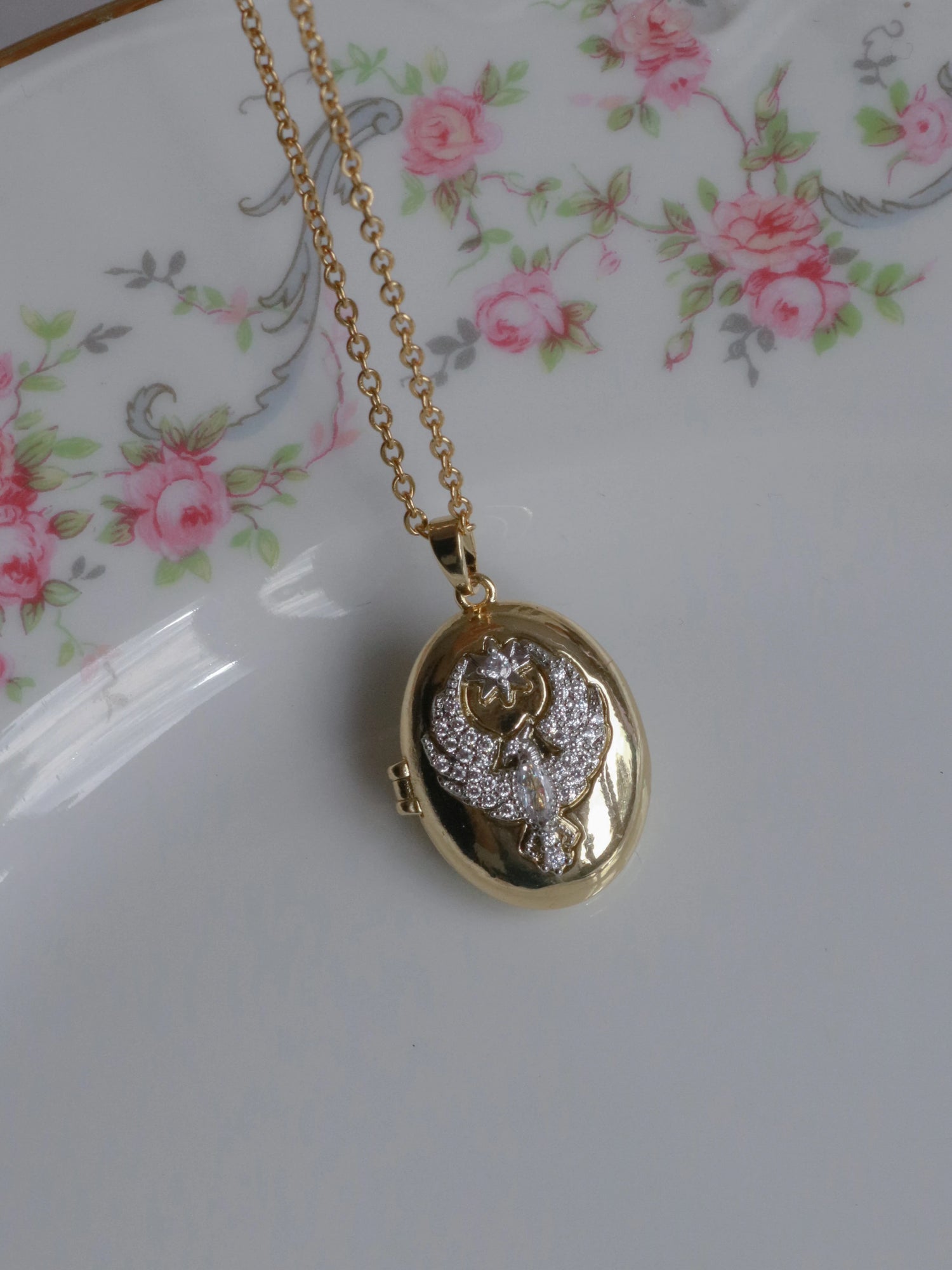 Sky Guardian Personalized Photo Locket Necklace