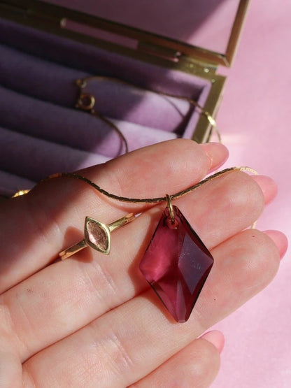 Reyna Necklace | Valorant