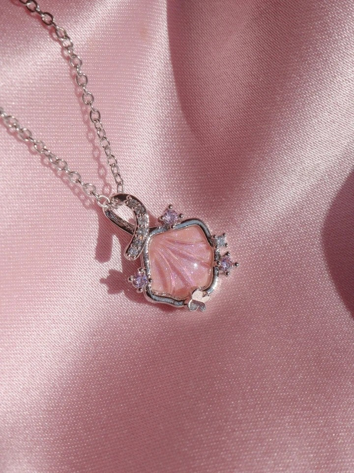 Ariel Mermaid Shine Necklace