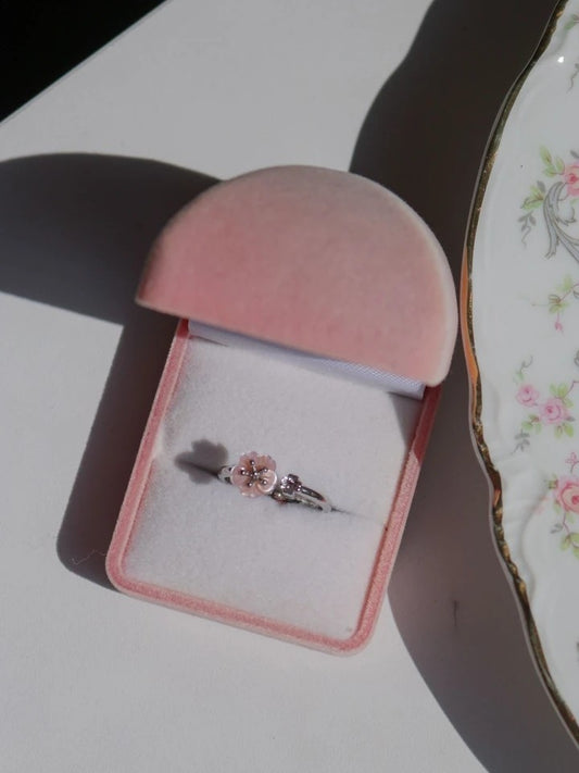 Soft Flower Ring