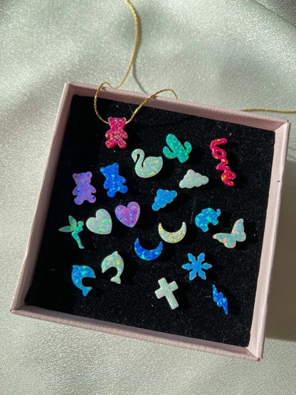 Minimal Figure Necklaces With Opal Stones